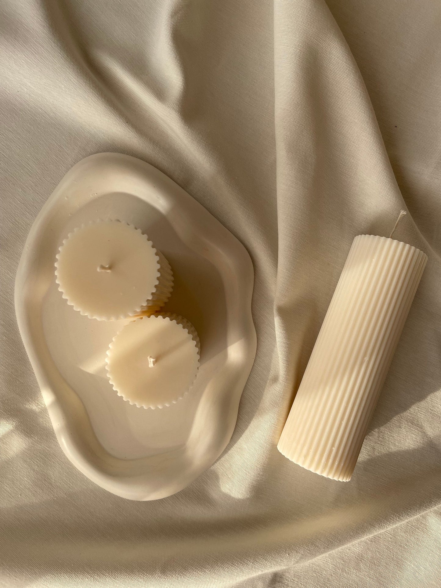 White Irregular Cloud Trinket Dish Tray