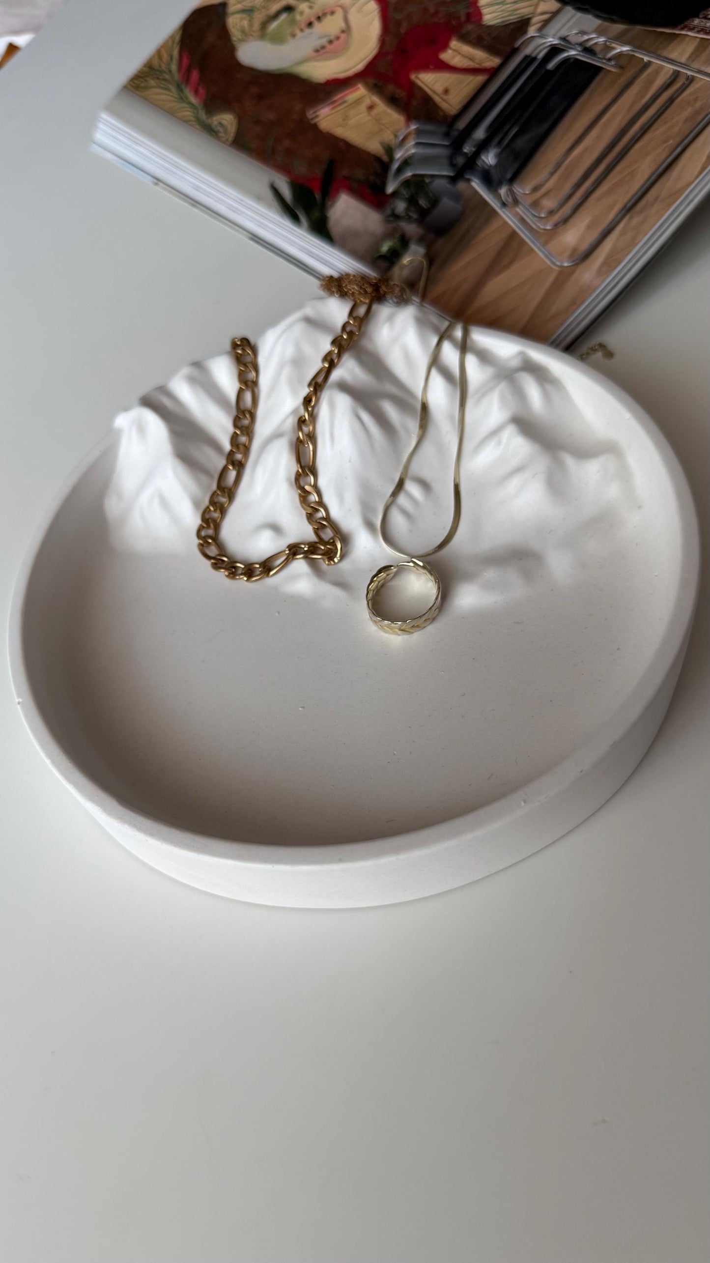 Round Decorative Trinket Dish Jewelry Tray Storage